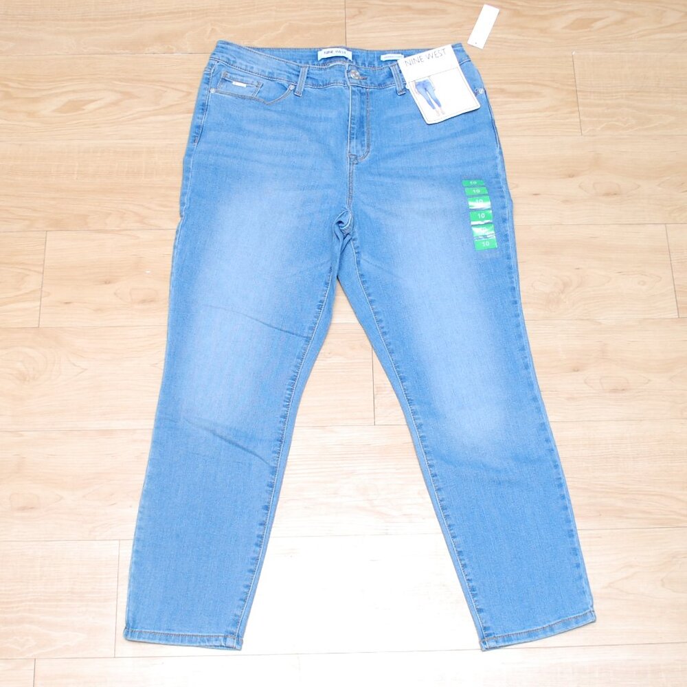 Nine West Women's Gramercy Crop in Canyon Blue NWT